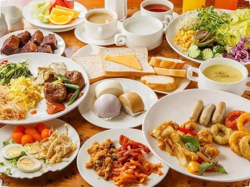 探索光与影的艺术殿堂——银泉灯饰广场